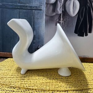 HG Ceramic Gramophone.